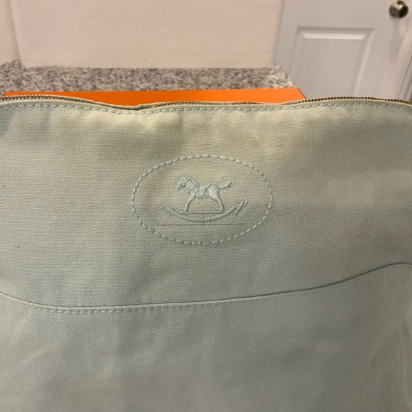 HERMES Mint Green Bolide Cotton Canvas Travel Zip Pouch - Picture 3 of 16